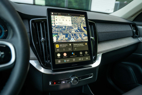 Volvo XC90 2.0 T8 Plug-in hybrid AWD Plus Dark Four-C Nappa