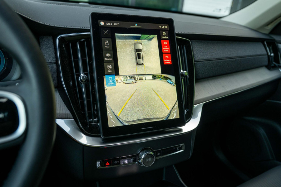 Volvo XC90 2.0 T8 Plug-in hybrid AWD Plus Dark Four-C Nappa