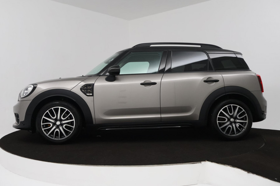 MINI Countryman 1.5 One Dutch Made Edition (PARKEERSENSOREN, STOELVERWARMING, BLUETOOTH, VERWARMDE VOORRUIT)