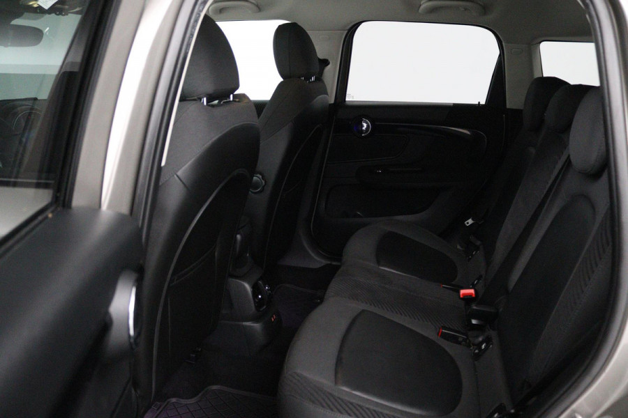 MINI Countryman 1.5 One Dutch Made Edition (PARKEERSENSOREN, STOELVERWARMING, BLUETOOTH, VERWARMDE VOORRUIT)