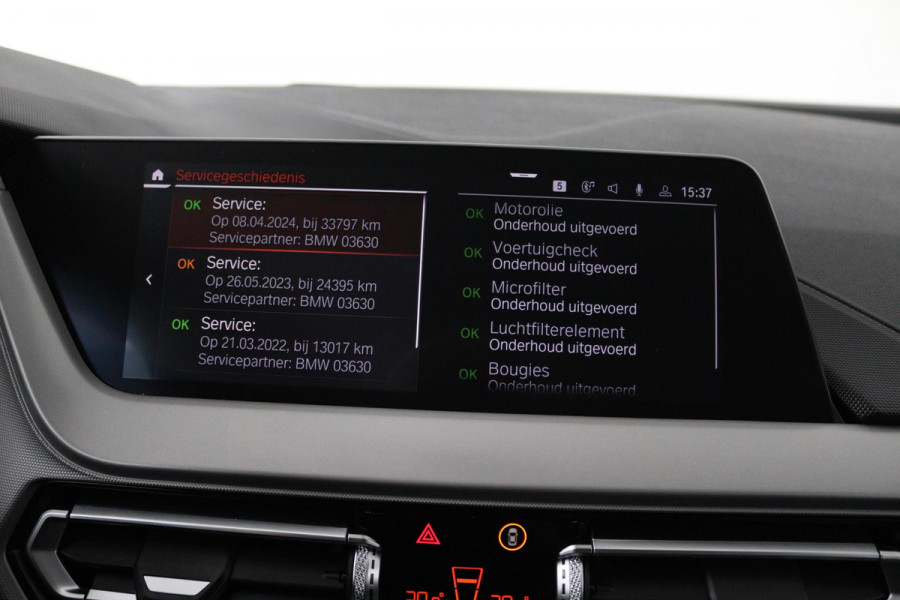BMW 1-serie 118i High Executive Edition (PARKEERSENSOREN, STOELVERWARMING, CRUISE CONTROL, LEDEREN STOELEN, DEALER ONDERHOUDEN)