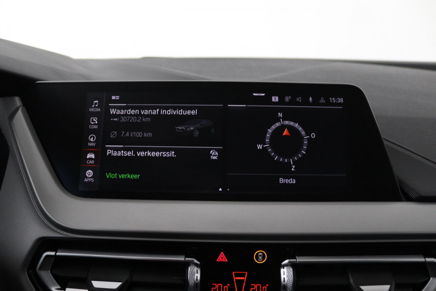BMW 1-serie 118i High Executive Edition (PARKEERSENSOREN, STOELVERWARMING, CRUISE CONTROL, LEDEREN STOELEN, DEALER ONDERHOUDEN)