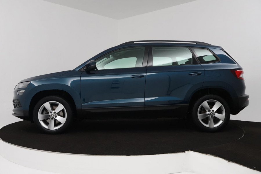 Škoda Karoq 1.5 TSI ACT Ambition Business (ACHTERUITRIJCAMERA, PARKEERSENSOREN, CRUISE CONTROL, NAVIGATIE, AUTOMAAT)