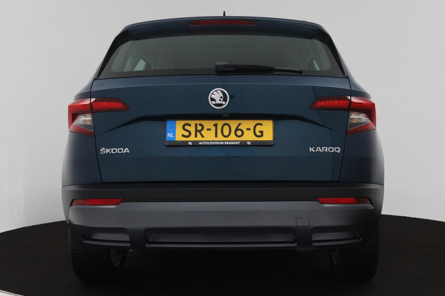 Škoda Karoq 1.5 TSI ACT Ambition Business (ACHTERUITRIJCAMERA, PARKEERSENSOREN, CRUISE CONTROL, NAVIGATIE, AUTOMAAT)