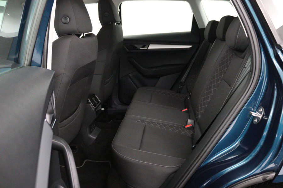 Škoda Karoq 1.5 TSI ACT Ambition Business (ACHTERUITRIJCAMERA, PARKEERSENSOREN, CRUISE CONTROL, NAVIGATIE, AUTOMAAT)