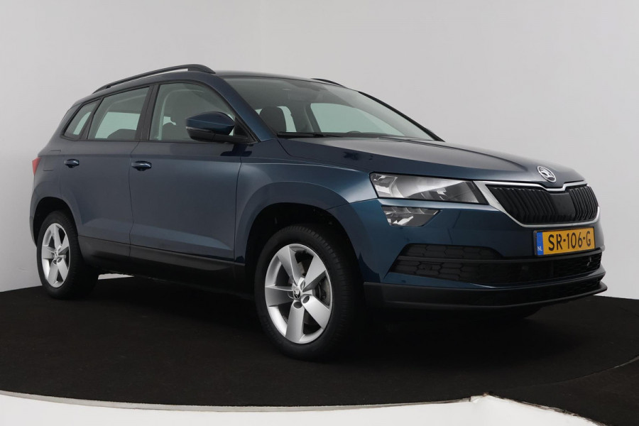 Škoda Karoq 1.5 TSI ACT Ambition Business (ACHTERUITRIJCAMERA, PARKEERSENSOREN, CRUISE CONTROL, NAVIGATIE, AUTOMAAT)
