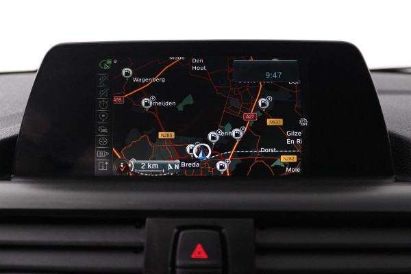 BMW 1-serie 118i Corporate Lease Executive (PARKEERSENSOREN, NAVIGATIE, CRUISE CONTROL, AUTOMAAT, NL-AUTO)