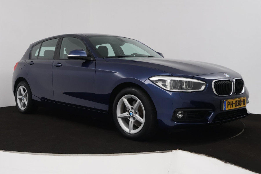 BMW 1-serie 118i Corporate Lease Executive (PARKEERSENSOREN, NAVIGATIE, CRUISE CONTROL, AUTOMAAT, NL-AUTO)
