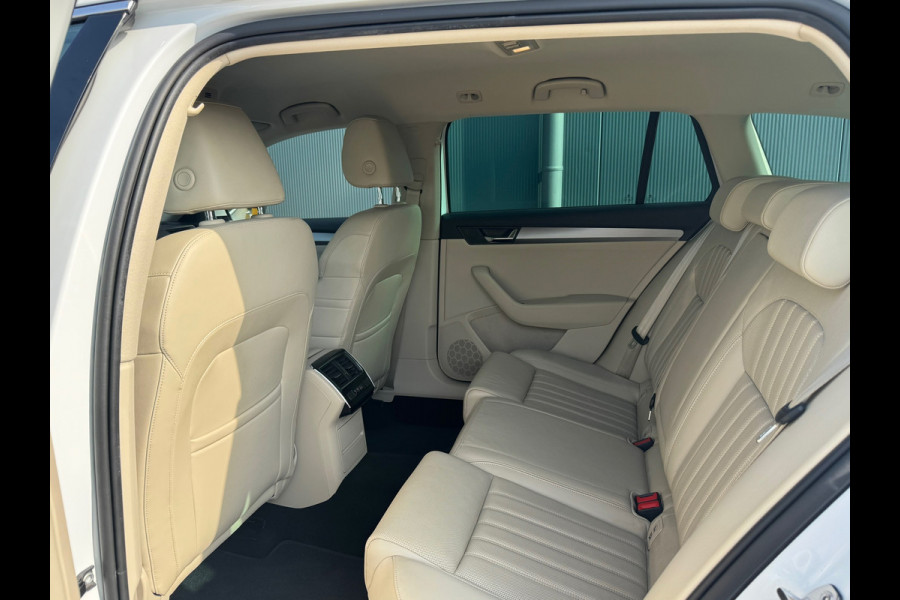 Škoda Superb Combi 1.4 TSI * Crème interieur * Cruise * Stoelventilatie *