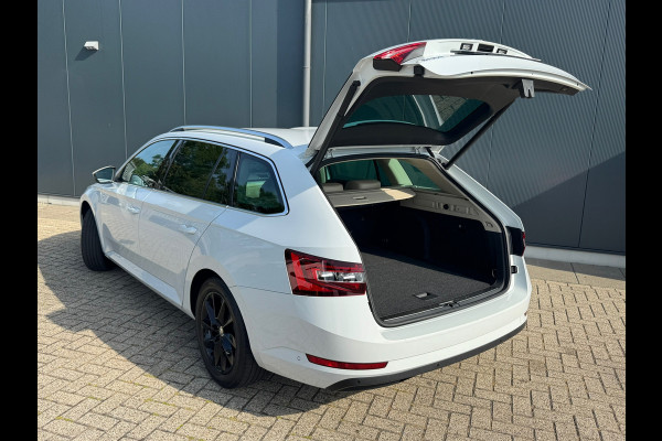 Škoda Superb Combi 1.4 TSI * Crème interieur * Cruise * Stoelventilatie *