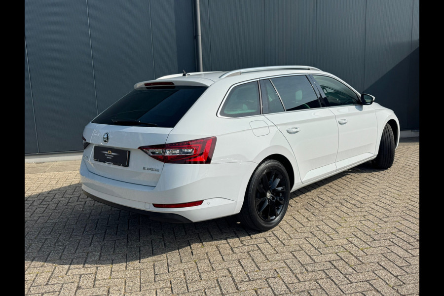 Škoda Superb Combi 1.4 TSI * Crème interieur * Cruise * Stoelventilatie *