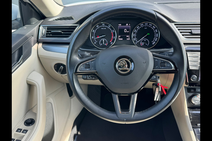 Škoda Superb Combi 1.4 TSI * Crème interieur * Cruise * Stoelventilatie *