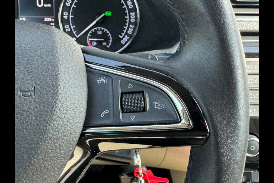 Škoda Superb Combi 1.4 TSI * Crème interieur * Cruise * Stoelventilatie *