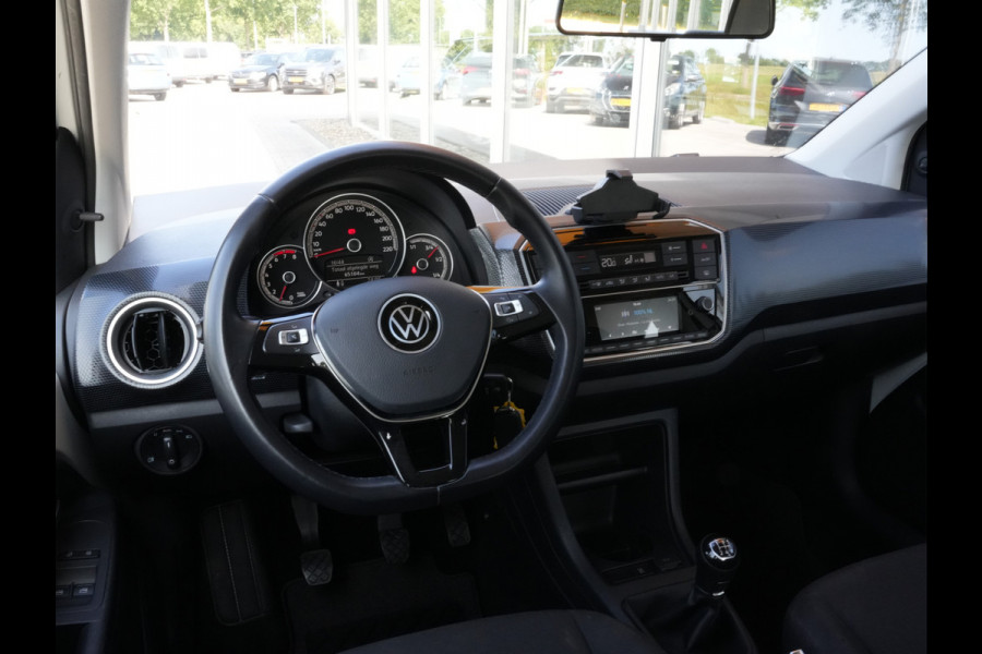 Volkswagen up! 1.0 | Cruise Control | DAB | Climate Control | Camera