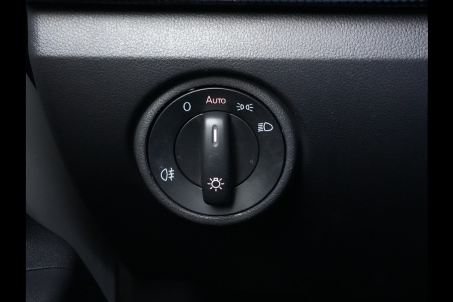Volkswagen up! 1.0 | Cruise Control | DAB | Climate Control | Camera