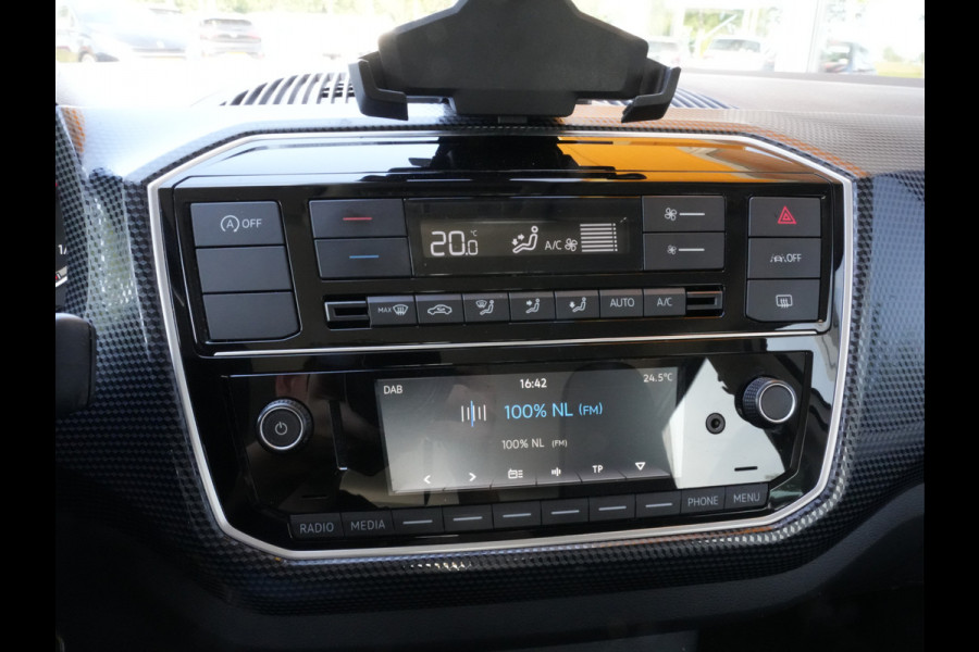 Volkswagen up! 1.0 | Cruise Control | DAB | Climate Control | Camera