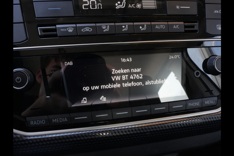 Volkswagen up! 1.0 | Cruise Control | DAB | Climate Control | Camera