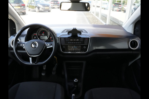 Volkswagen up! 1.0 | Cruise Control | DAB | Climate Control | Camera