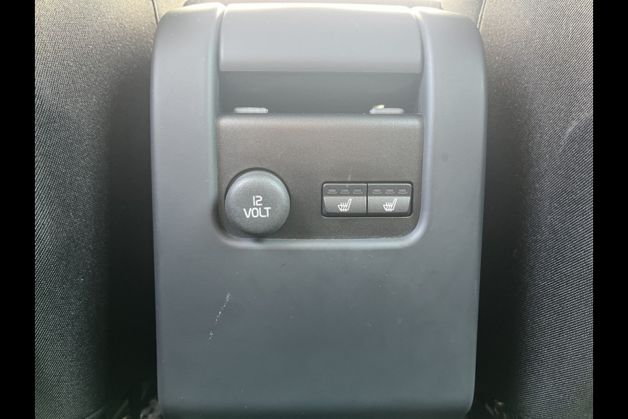 Volvo V60 1.5 T3 Momentum | Automaat | Cruise control | Keyless entry | Achterbank verwarmt | Trekhaak |