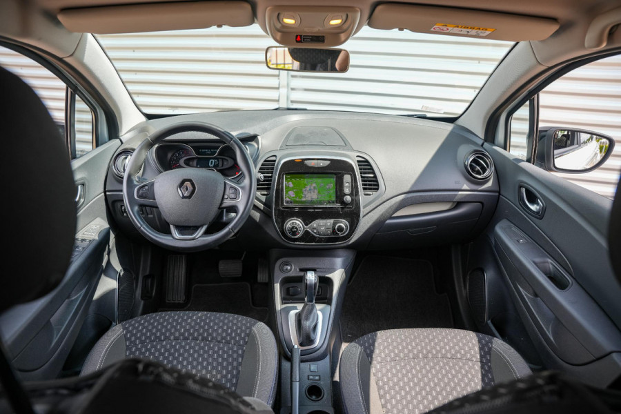 Renault Captur 1.3 TCe Intens Achteruitrijcamera parkeersensoren achter 17"L.M. Navi Mistlampen