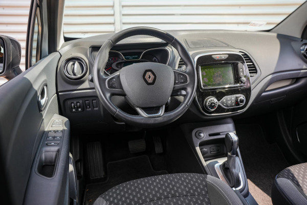 Renault Captur 1.3 TCe Intens Achteruitrijcamera parkeersensoren achter 17"L.M. Navi Mistlampen