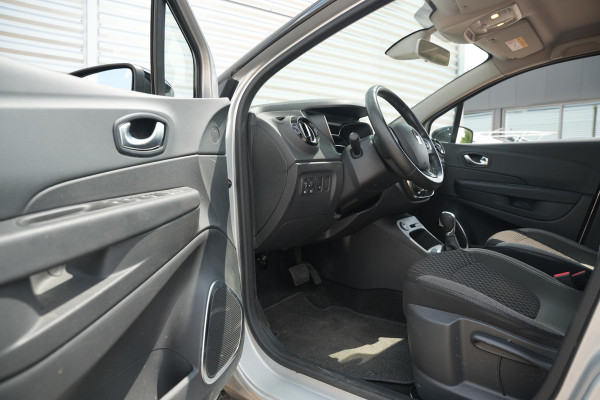 Renault Captur 1.3 TCe Intens Achteruitrijcamera parkeersensoren achter 17"L.M. Navi Mistlampen