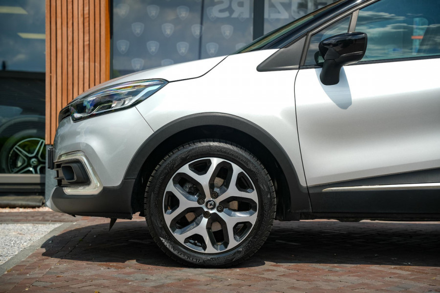 Renault Captur 1.3 TCe Intens Achteruitrijcamera parkeersensoren achter 17"L.M. Navi Mistlampen