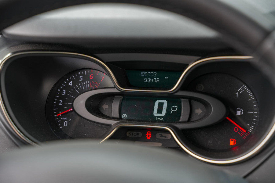 Renault Captur 1.3 TCe Intens Achteruitrijcamera parkeersensoren achter 17"L.M. Navi Mistlampen