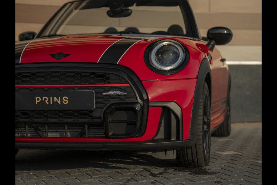 MINI Cabrio 1.5 Cooper Rockingham GT | Alcantara! | JCW Pack | CarPlay | NL-auto