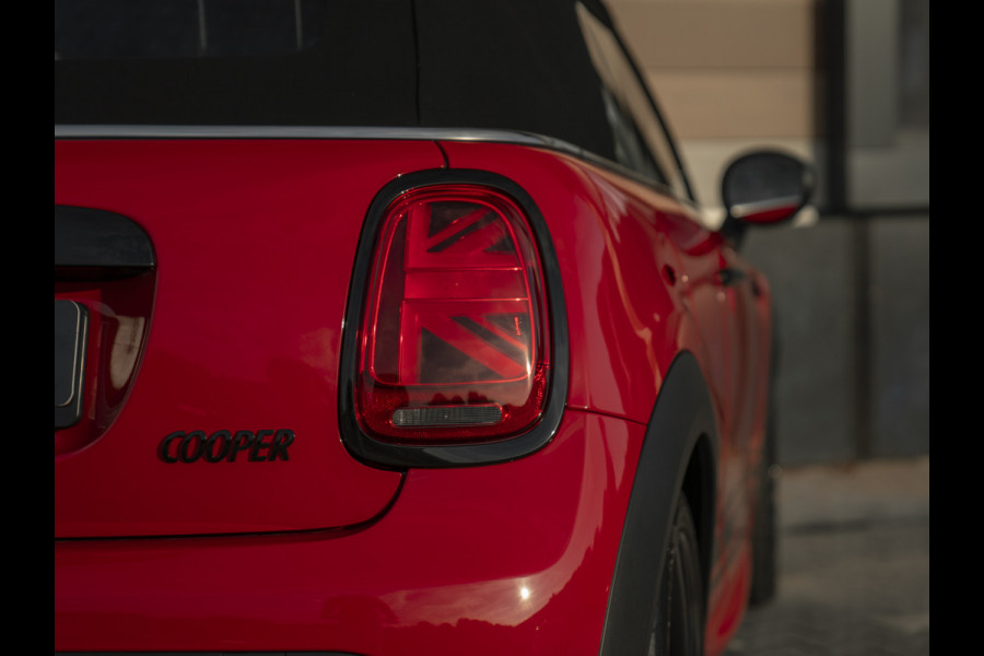MINI Cabrio 1.5 Cooper Rockingham GT | Alcantara! | JCW Pack | CarPlay | NL-auto