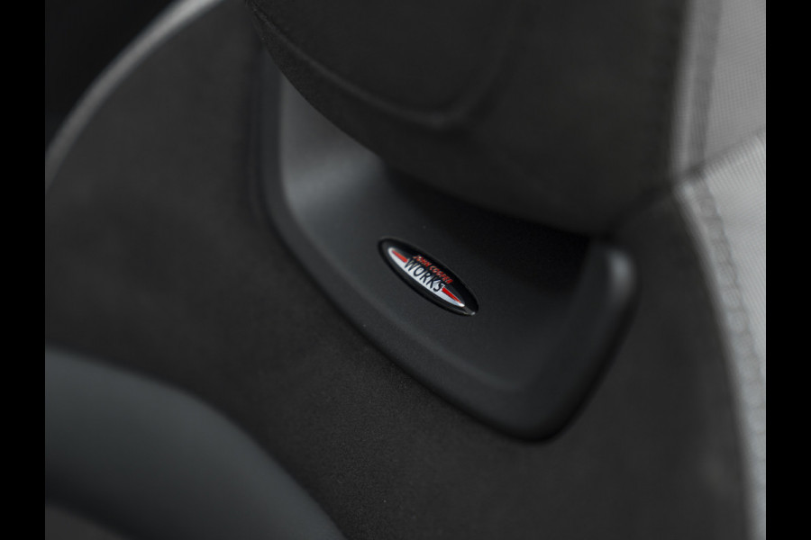MINI Cabrio 1.5 Cooper Rockingham GT | Alcantara! | JCW Pack | CarPlay | NL-auto