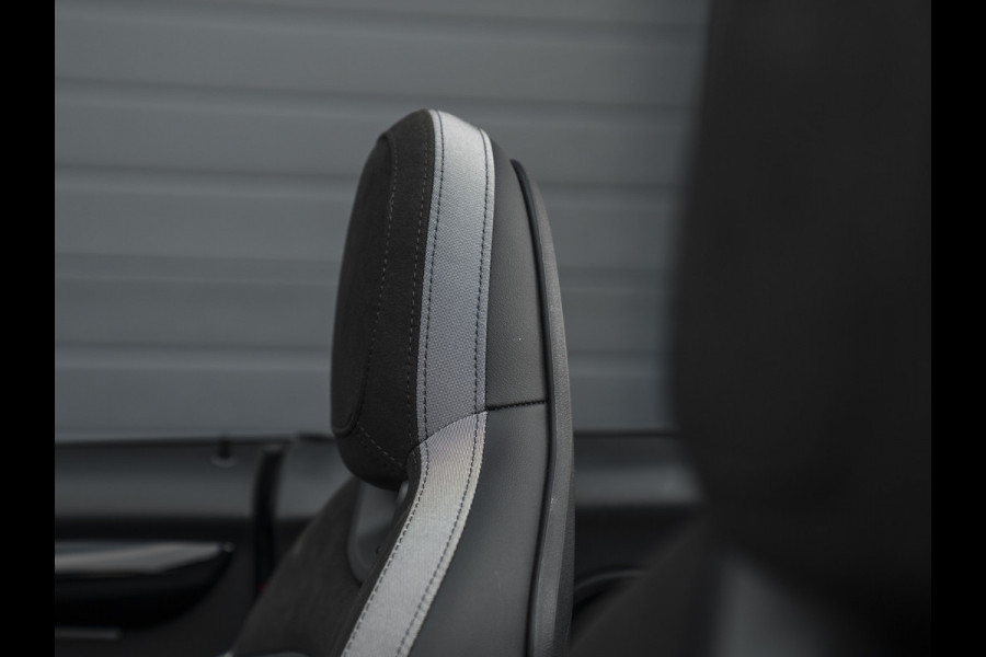 MINI Cabrio 1.5 Cooper Rockingham GT | Alcantara! | JCW Pack | CarPlay | NL-auto