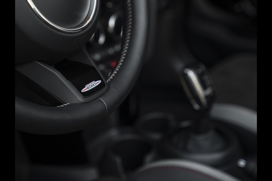 MINI Cabrio 1.5 Cooper Rockingham GT | Alcantara! | JCW Pack | CarPlay | NL-auto