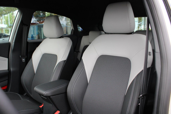 Ford Puma 1.0 EcoBoost Hybrid Sound Edition 125pk | Ford Voorraad | Limited Edition! | Upgrade B&O Audio | Full Matrix LED | Zwart Dak | 18'' Lichtmetaal | Winterpakket | Driver Assistance Pakket |