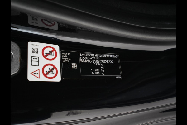 MINI Mini Electric Yours 33 kWh [ 3-Fase ] Aut.*PANO | LUXURY-LEATHER | HARMAN/KARDON-AUDIO | MATRIX-LED | KEYLESS | CAMERA | NAVI-FULLMAP | DIGI-COCKPIT | DAB | HEAD-UP | HEATED-SPORTSEATS | AMBIENT-LIGHT | CCS-FASTLOADER | 17"ALU*