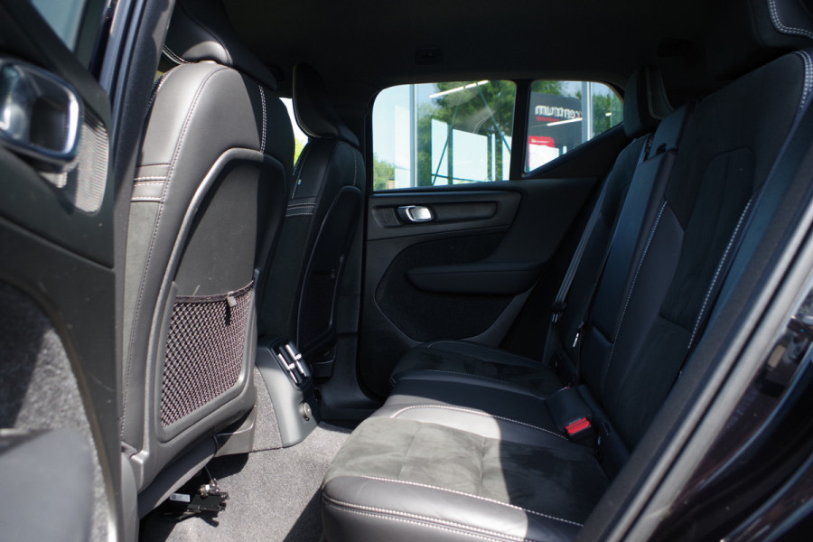 Volvo XC40 1.5 T4 211 PK Recharge R-Design Expression PHEV, Trekhaak, Carplay, LED