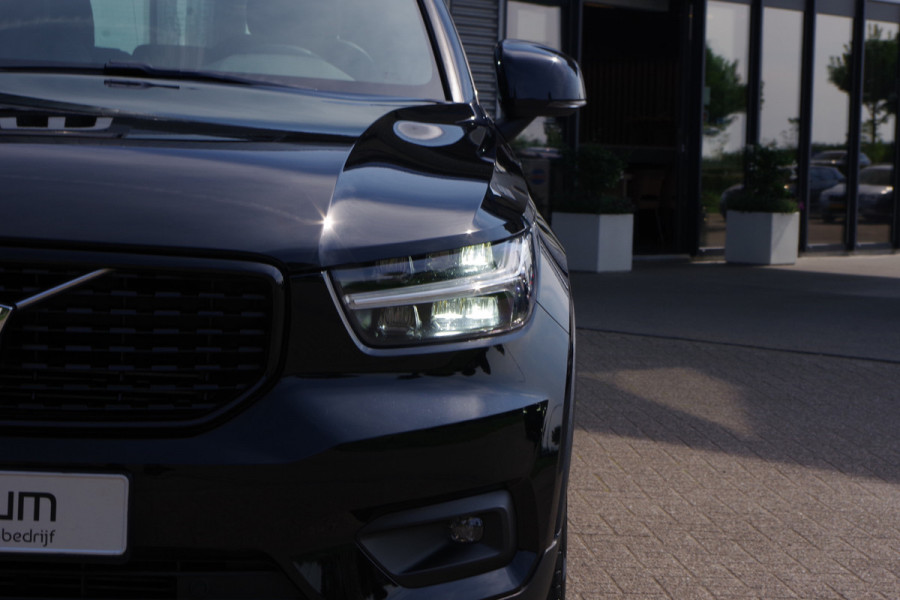 Volvo XC40 1.5 T4 211 PK Recharge R-Design Expression PHEV, Trekhaak, Carplay, LED