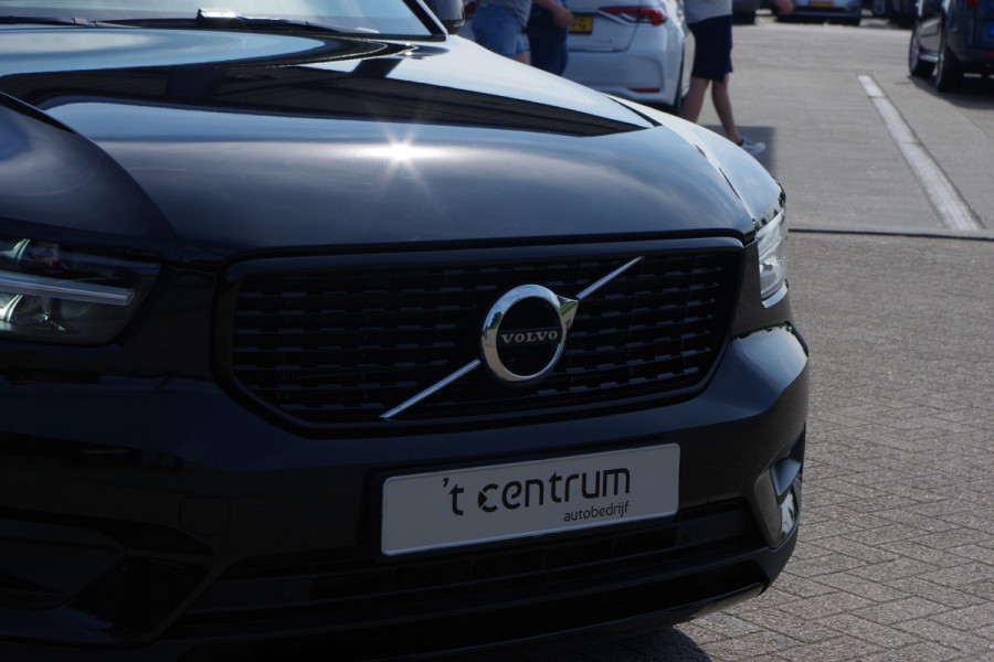Volvo XC40 1.5 T4 211 PK Recharge R-Design Expression PHEV, Trekhaak, Carplay, LED