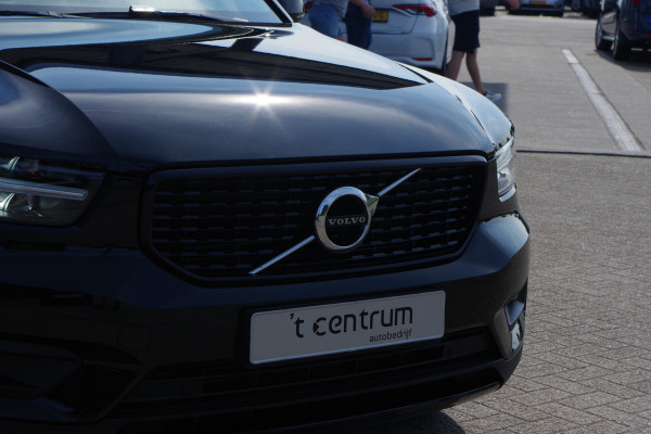Volvo XC40 1.5 T4 211 PK Recharge R-Design Expression PHEV, Trekhaak, Carplay, LED