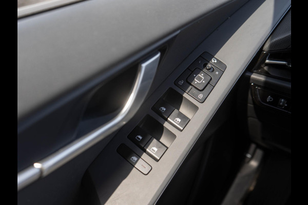 Kia Niro EV DynamicLine 64.8 kWh | Navigatie | SOH 100% | Digitaal dashboard |