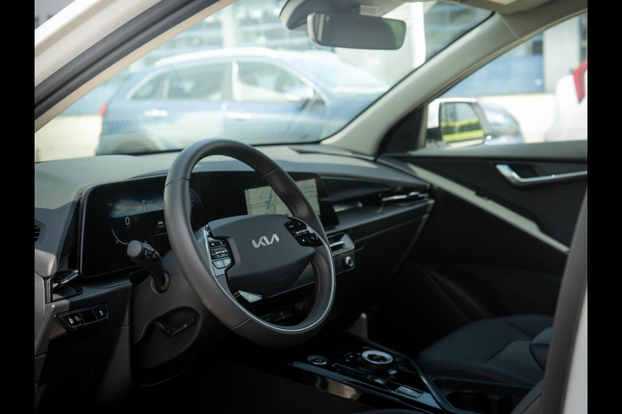Kia Niro EV DynamicLine 64.8 kWh | Navigatie | SOH 100% | Digitaal dashboard |