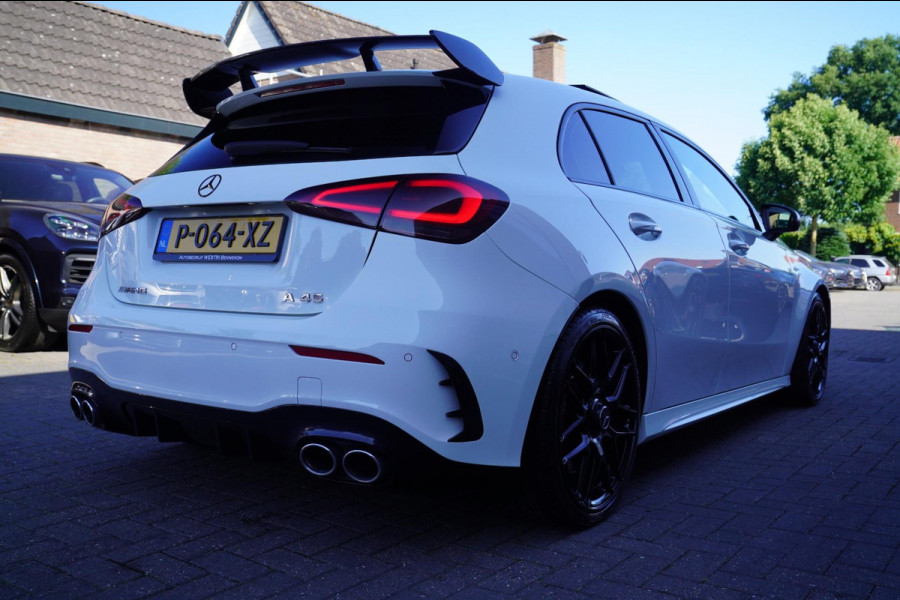 Mercedes-Benz A-Klasse AMG 45 4MATIC+ Premium Plus | Panorama | Sterrenhemel | Sport uitlaat | Burmester | Luxe leder/Alcantara |
