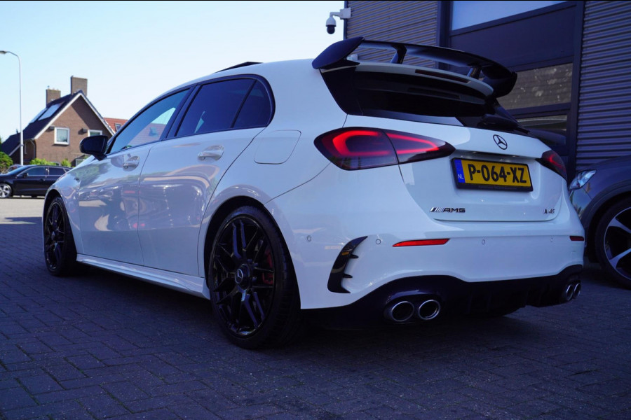 Mercedes-Benz A-Klasse AMG 45 4MATIC+ Premium Plus | Panorama | Sterrenhemel | Sport uitlaat | Burmester | Luxe leder/Alcantara |