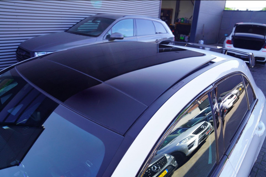 Mercedes-Benz A-Klasse AMG 45 4MATIC+ Premium Plus | Panorama | Sterrenhemel | Sport uitlaat | Burmester | Luxe leder/Alcantara |