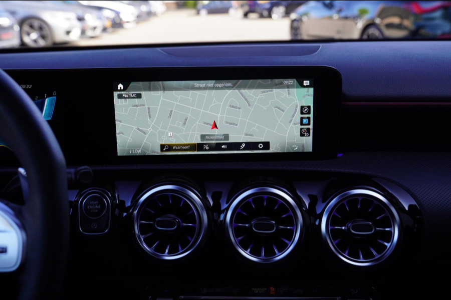 Mercedes-Benz A-Klasse AMG 45 4MATIC+ Premium Plus | Panorama | Sterrenhemel | Sport uitlaat | Burmester | Luxe leder/Alcantara |