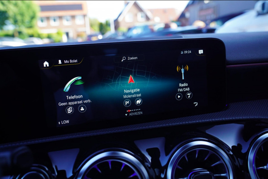 Mercedes-Benz A-Klasse AMG 45 4MATIC+ Premium Plus | Panorama | Sterrenhemel | Sport uitlaat | Burmester | Luxe leder/Alcantara |
