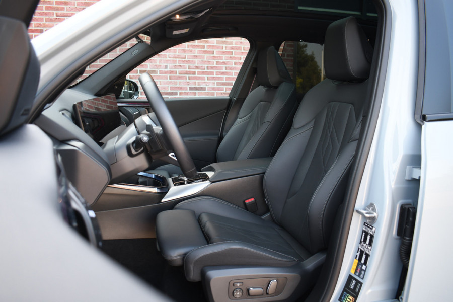 BMW X3 30e xDrive M-Sport | Alle opties | Direct leverbaar | NL-auto