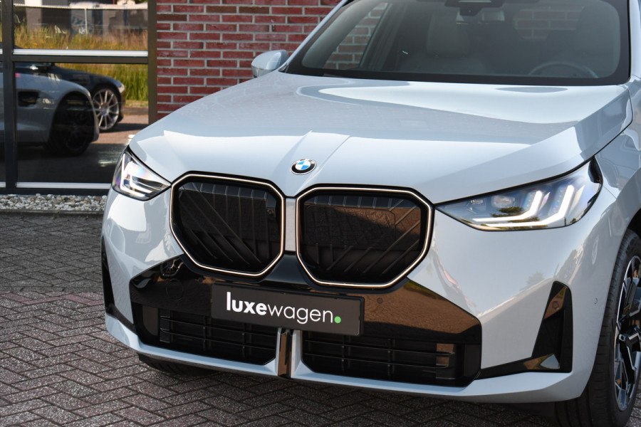 BMW X3 30e xDrive M-Sport | Alle opties | Direct leverbaar | NL-auto