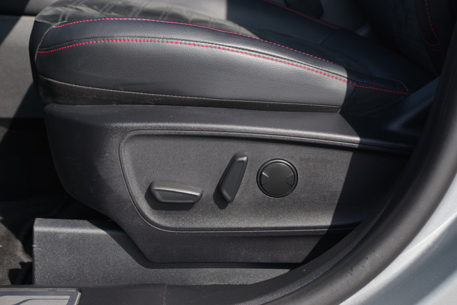 Ford Kuga 2.5 PHEV 225 PK ST-Line X, Head-Up, Adap. Cruise Control, Winterpakket, Camera, Leder-Alcantara