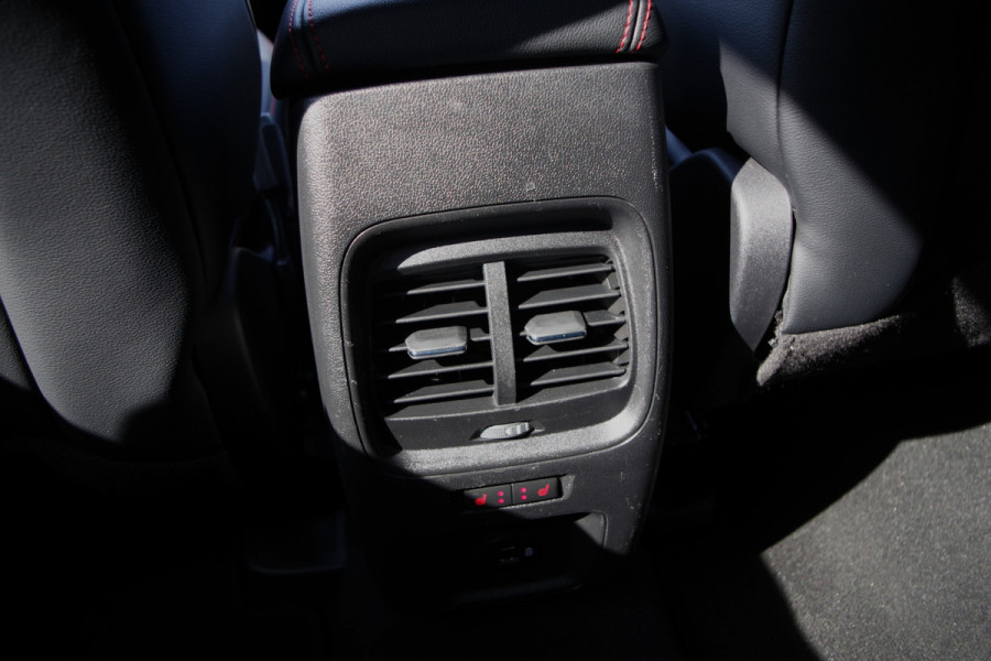 Ford Kuga 2.5 PHEV 225 PK ST-Line X, Head-Up, Adap. Cruise Control, Winterpakket, Camera, Leder-Alcantara